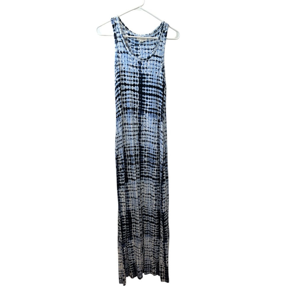 Sleeveless Batik Blue and White Maxi Dress